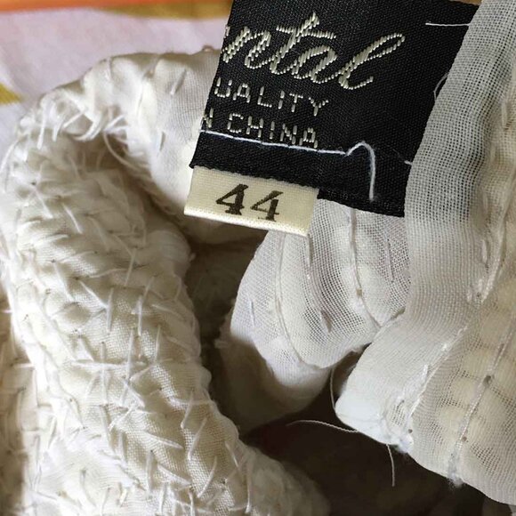 1980s Vintage Cream Sequin Chinese Silk Long Sleeve Blouse. - Picture 16 of 16